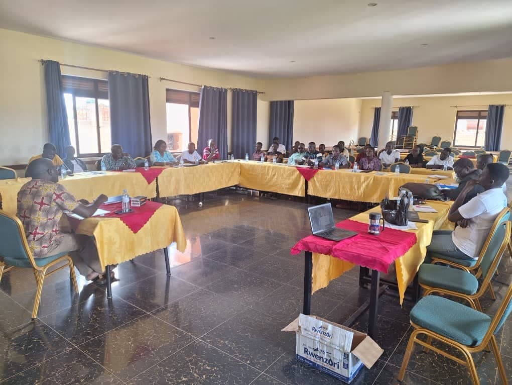 EDOs, Field Officers and FO Leaders Attending Training On Collective Market and Business Centre Management